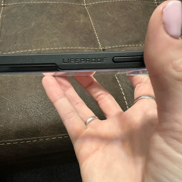 iPhone 13 Pro Max case - Picture 2 of 2